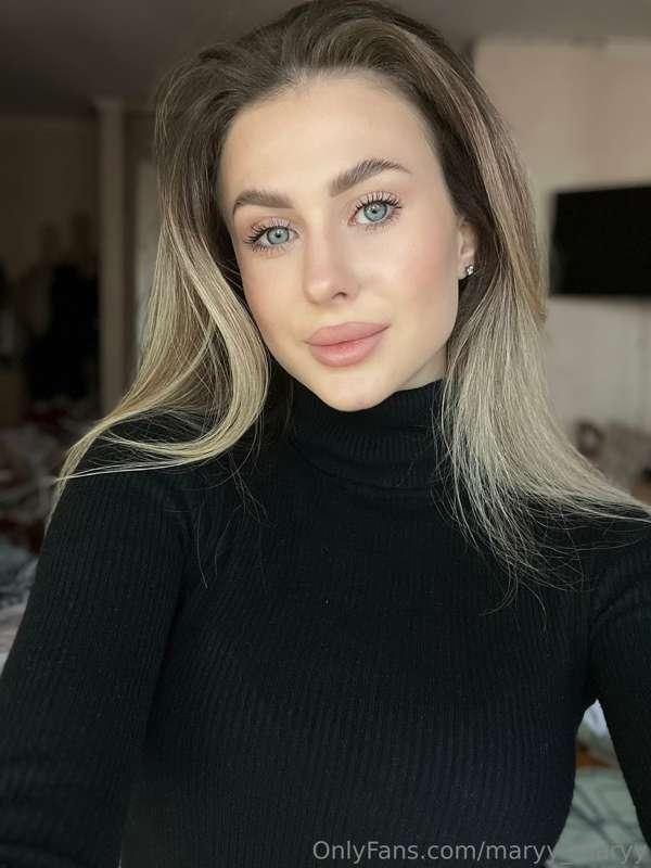 If looks could flirt, your photo just delivered a masterclas..