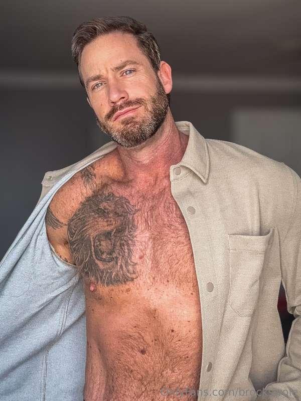 Happy Valentines Day, you sexy people!