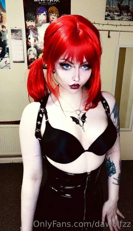 Stripping in a latex dress 😘