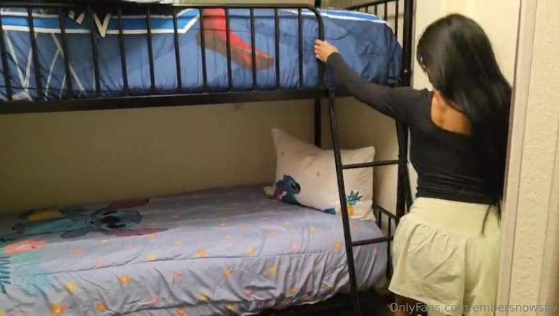 Who's on top? Bunkbed Dildo Fuck comes FREE tonight to all O..