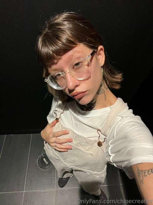 what's your fav outfit of mine you've seen me wear? 👷‍♀️
any..