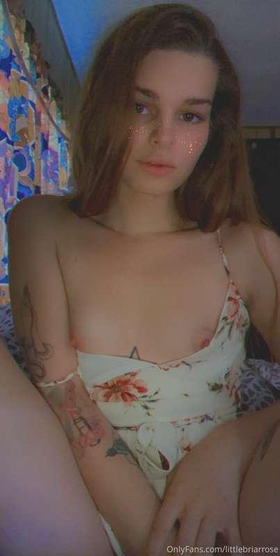 I want bigger boobs 😣🥺