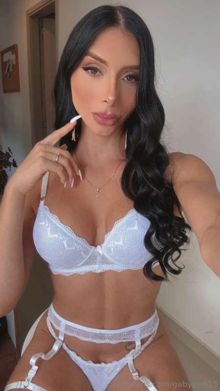 gabybelt13 image #3