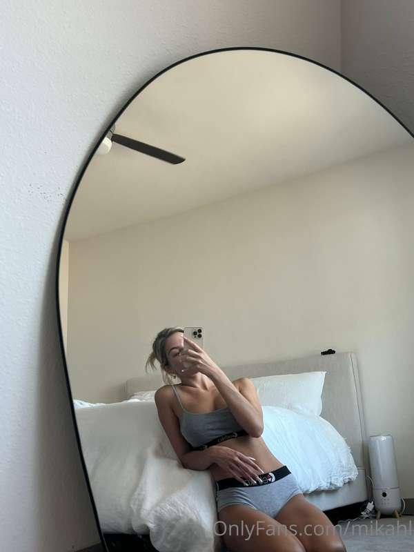 Pray, slay, and conquer the day 🥰 Talk to me more in your DM..