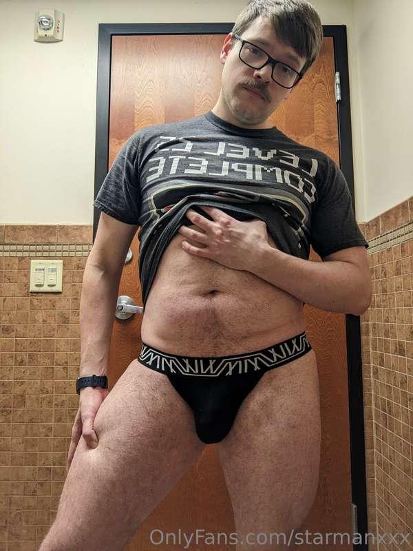 Taking a mid-workout break and showing off for Tummy Tuesday..