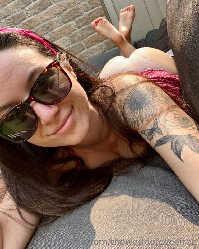 Sharing over 100 pics from this impromptu outdoor set on the..