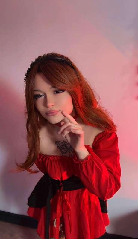 Rrrr! I’m a pretty pirate girl that loves to play ;P (PURCHA..
