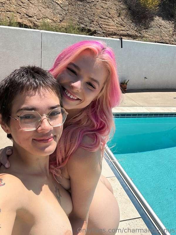 Wanna take a dip? 🥰