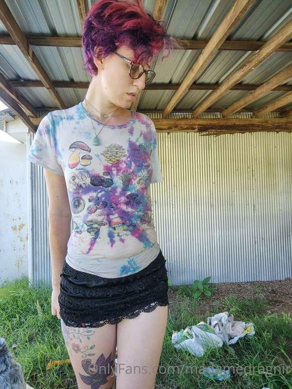 Just looking hot and feeling hot, gardening in this heat