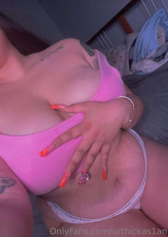 I wonder what’s underneath😎