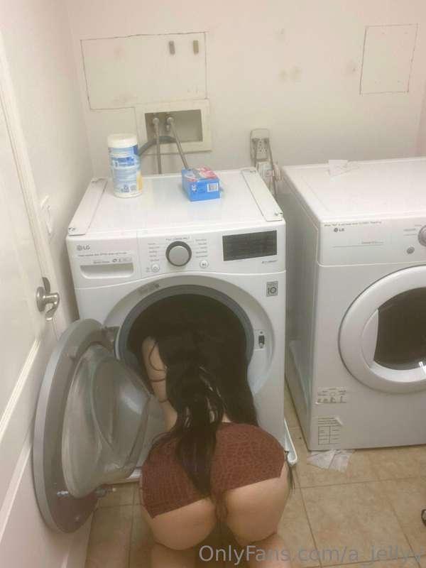 Sorry for lagging babes, I got stuck in the washer👀🥲