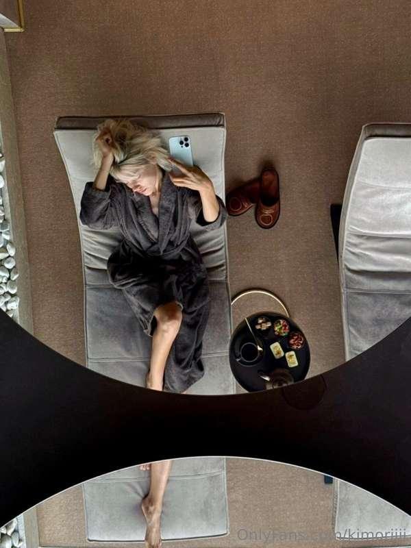 Ending a productive workweek at the spa is the best decision..