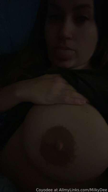 momboobs image #0
