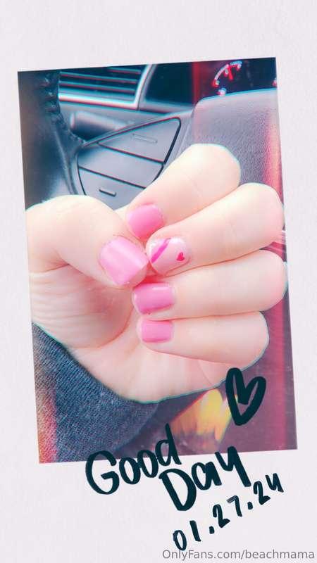 Love my nails 💅 😍