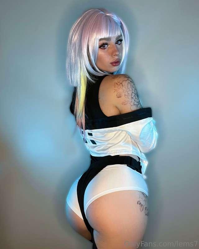 do you like this cosplay? Tell me your ideas for the next on..