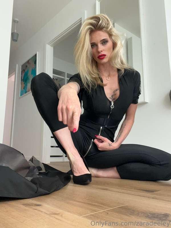 Ok who’s unzipping?