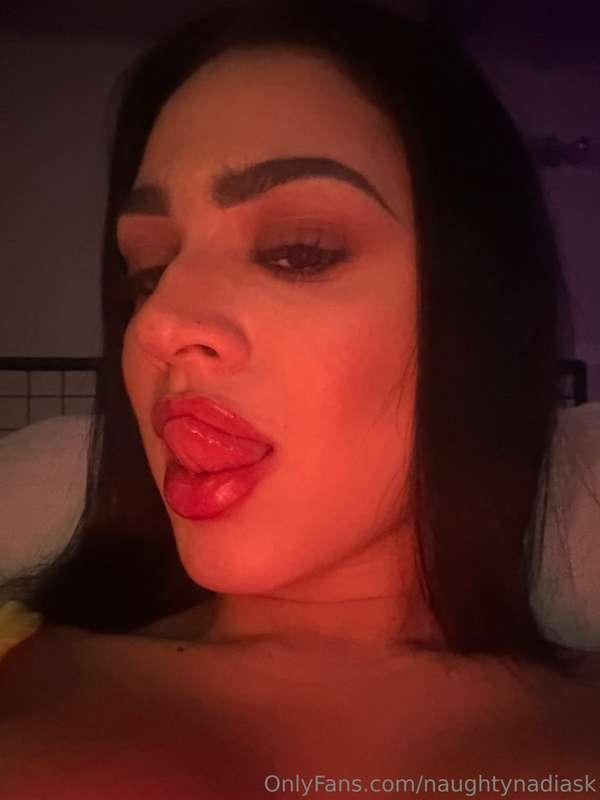 Can I lick your balls, baby? 😩👅