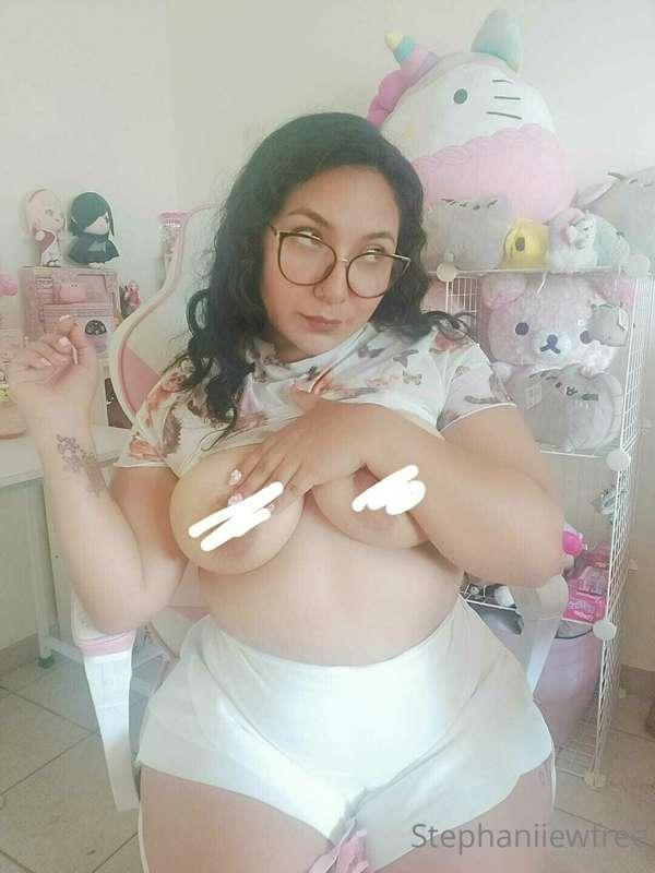 Desbloquea 3 fotos topless por 12 usd! Todo va para mi regre..