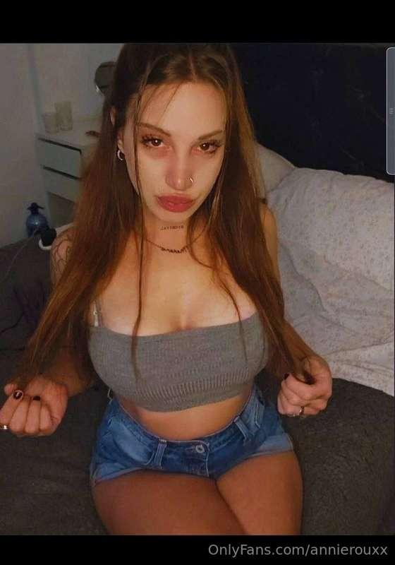 @mardreaming 🦋 She has a FREE SUBSCRIPTION ‼️FREE PUSSY PICT..