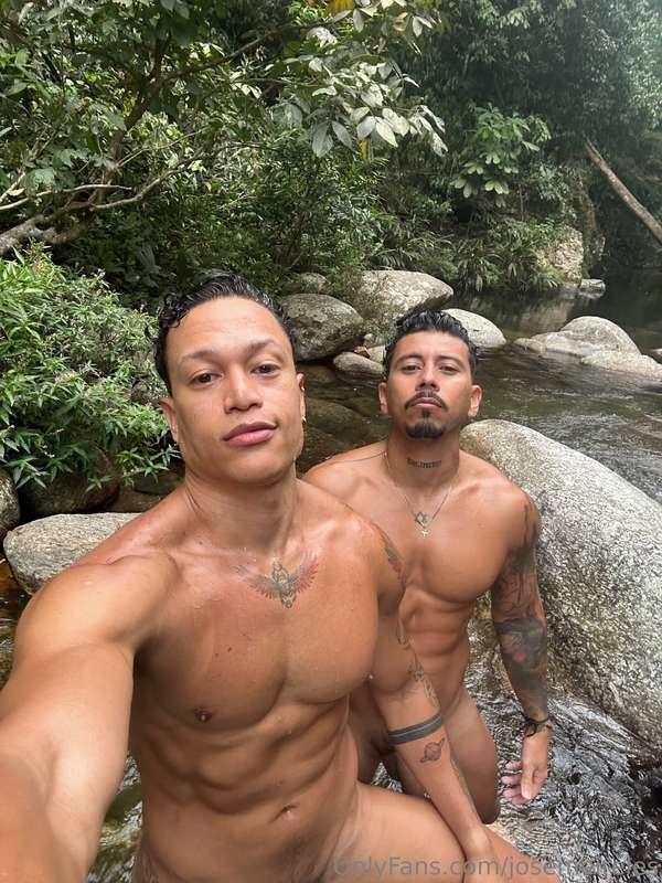 we took everything off in the river 🏔️
https://onlyfans.com/..