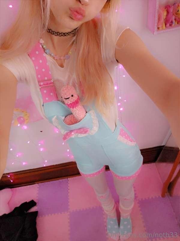 Getting my hair done todayyyyy 🤭 I'll show you guys when im ..