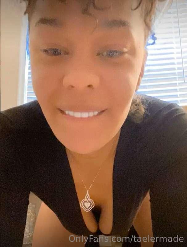 Tell me something to make me bite my bottom lip 🫦
