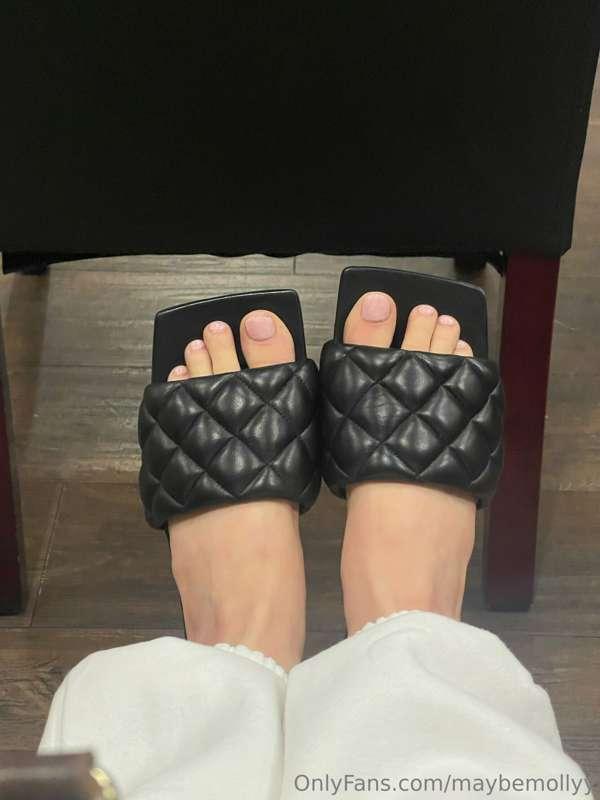 My cute little feet 😛