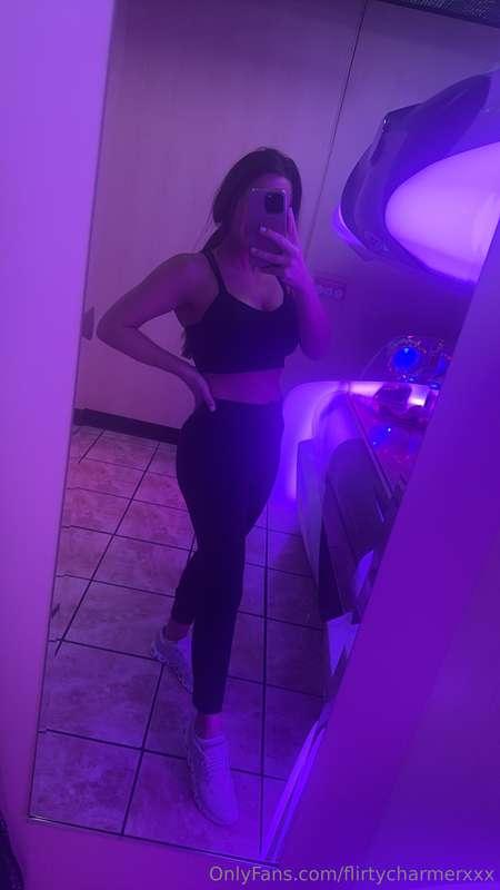 come tan with me 😍 💦 tip for the video 😇