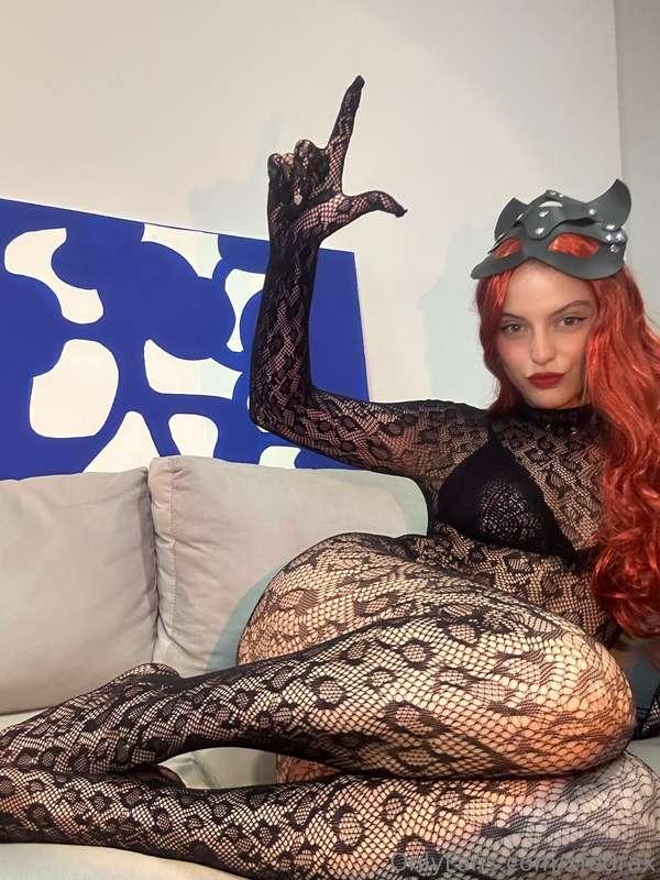 I want to know about my subscribers… are you just kinky or m..