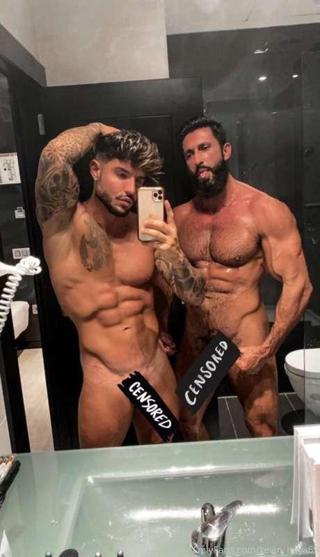 With my friend @haliffaruk we maked video together! 🔞👅