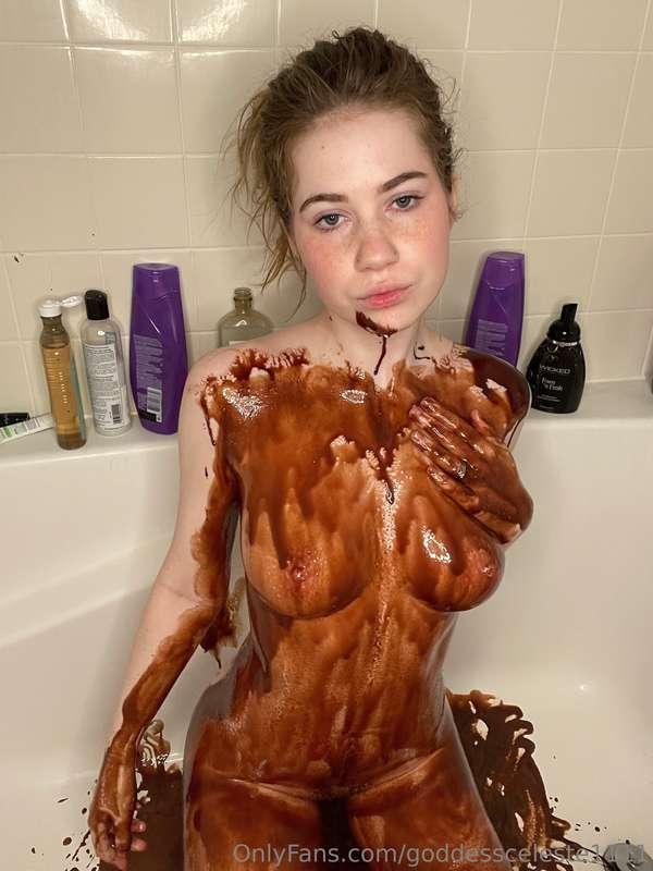 I got very messy today🍫🍦