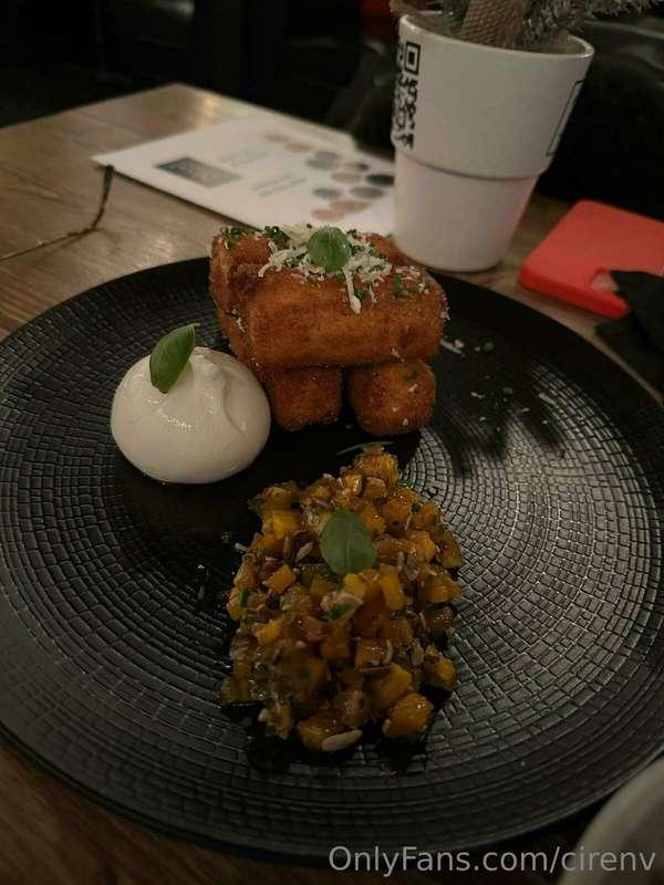 Lot's of yummy food during the festive season!!!