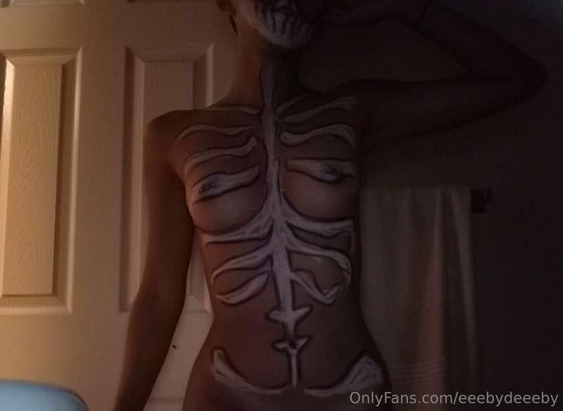 More skeleton shots 🩻