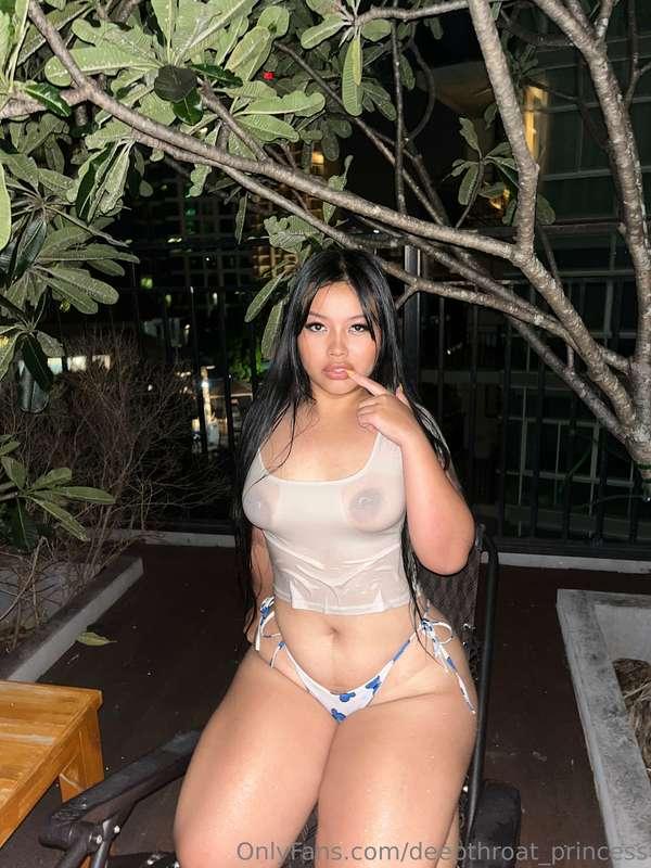 This is me wet after swimming, guess what I'm hinting at? 🥺