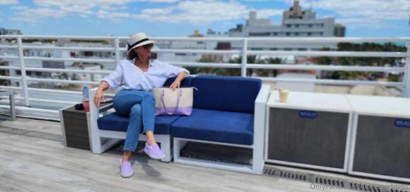 hottiegoddess image #0