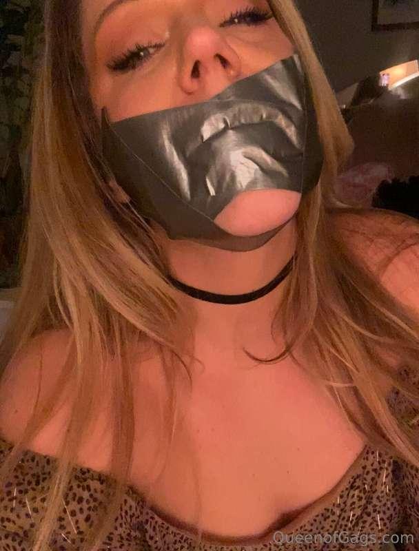 queenofgags image #2