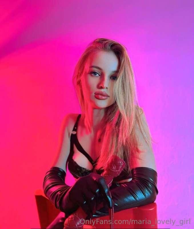 🔞PAGE 👉🏻 @chery_mary 👈🏻Horny girl 💕@chery_mary 💕 can show yo..