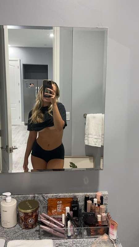 who's online right now? 😏