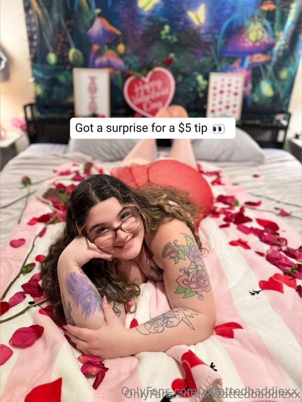 Let's have a heart-to-heart 💕😘 Wanna little surprise? Tip $5..