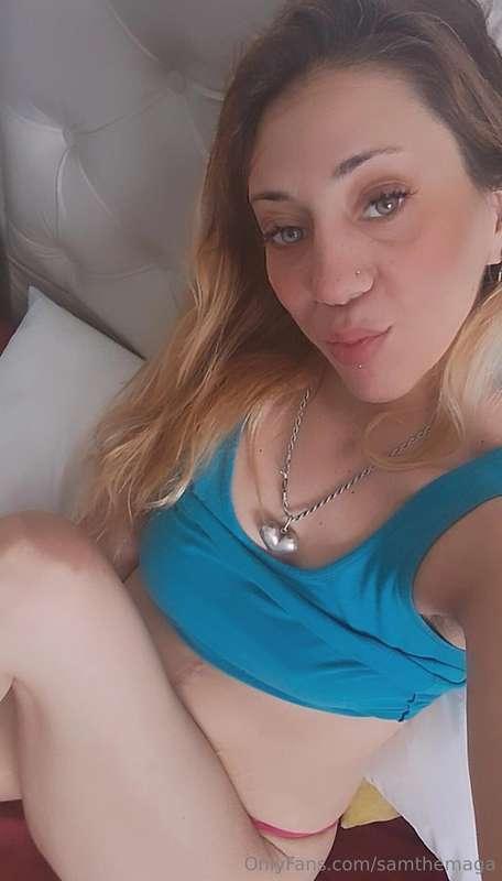  Hello my loves! What are we doing today? Would you help me ..