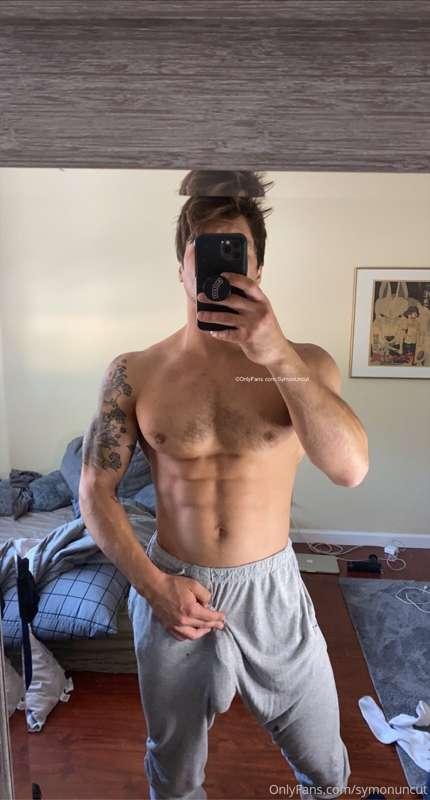 Woke up horny, let’s fuck in the shower?