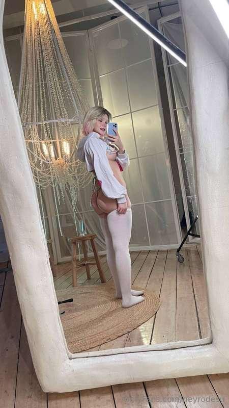 Do you like peaches ? 🍑