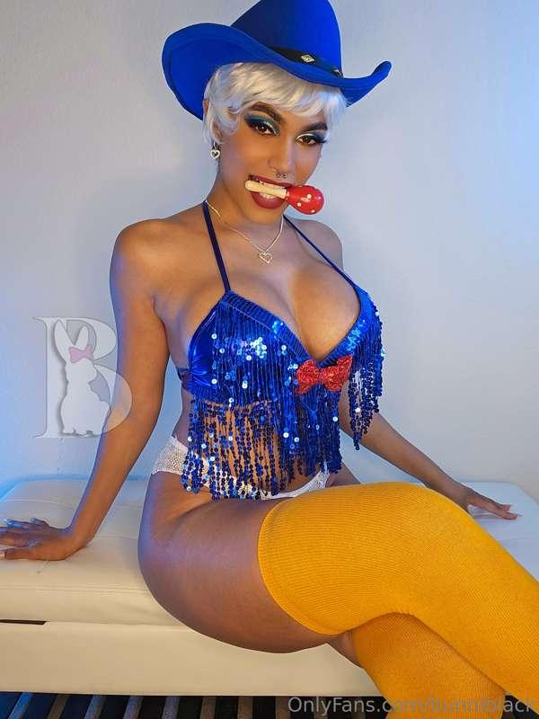 DONALD DUCK NUDE VIDEO SET - OVER 6 MINUTES OF SEXY NUDE AND..