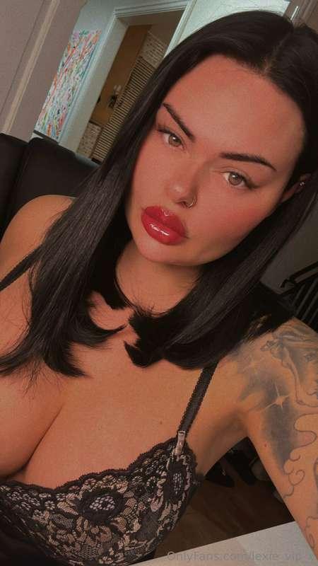Mommy, Queen or Mistress?