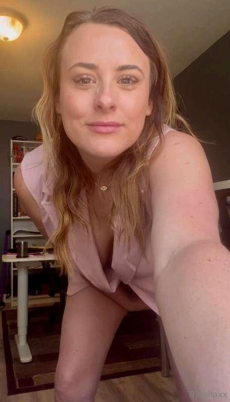 After a long hard day of work, I would love to be undressed ..