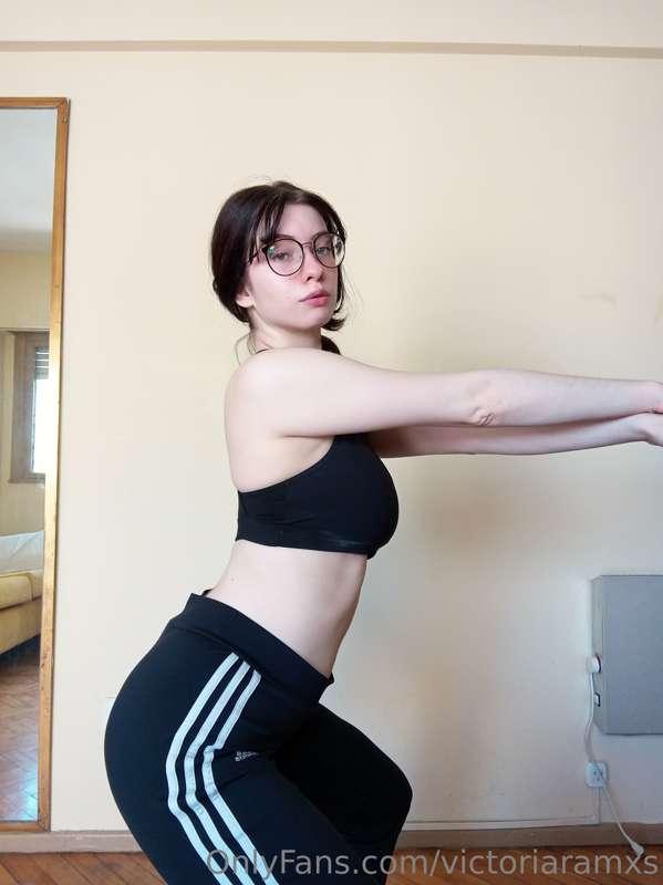 would you do sports with me together? (bed sport hihi)
btw, ..