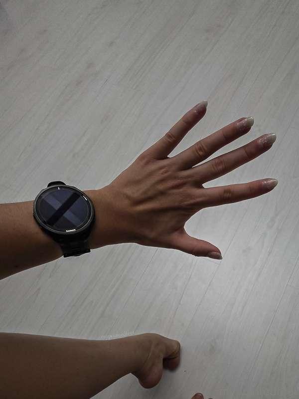 New nails… 💅🏼 and ofc my feet are already pointed just for y..