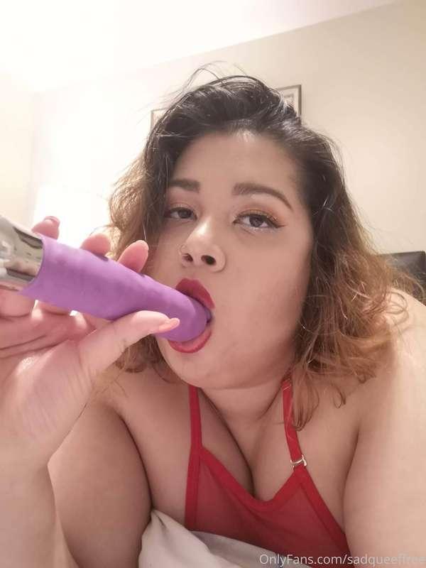 sadqueeffree image #0