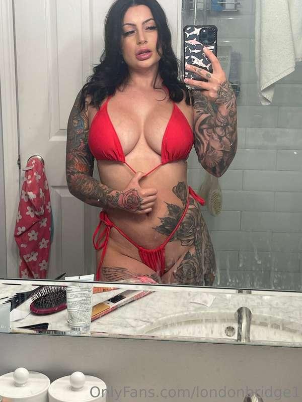 Wanna see my tits?