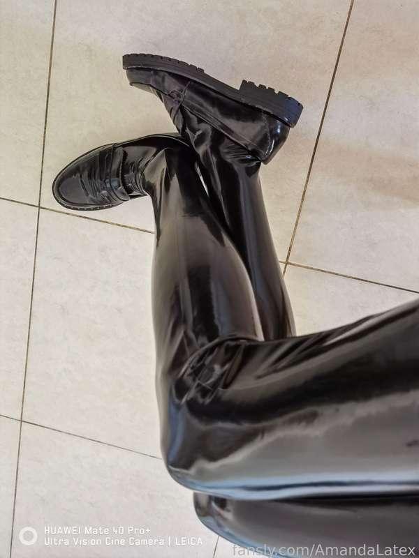 amandalatex image #8